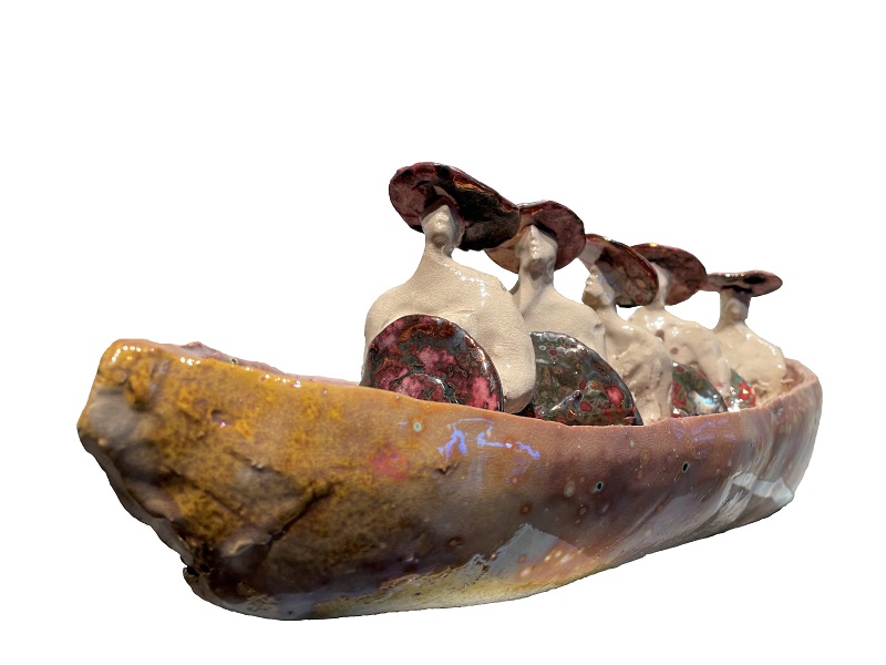 "Barca" ceramica a lustro, altezza cm. 13x35.